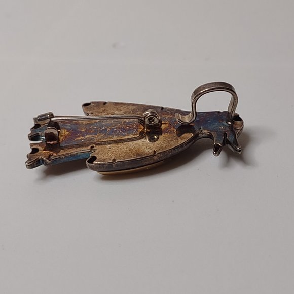 Cute Vintage Metal Two Tone Penguin Brooch Or Pendant - Picture 13 of 16